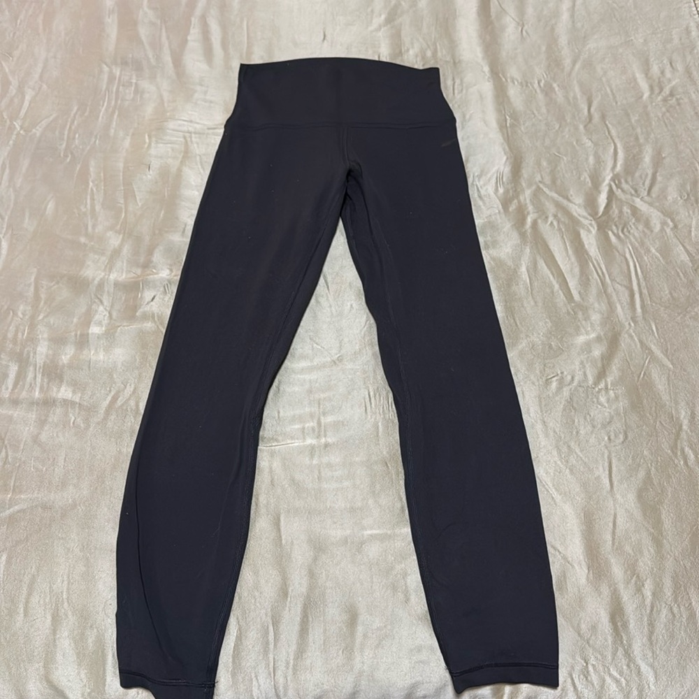 Black lululemon align leggings 25”